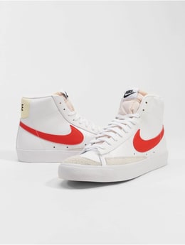 Nike Blazer Mid '77 Vintage Sneakers White/Picante Red/Coconut Milk/White