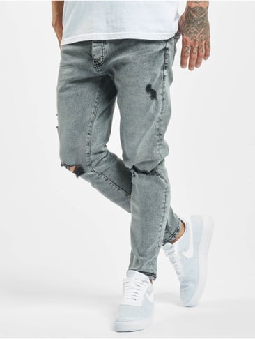 Jeans Mit Rissen Bei Defshop Entdecken