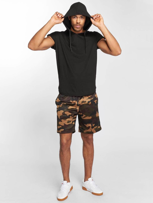 Männer shorts Urban Classics Herren Shorts Camo Mesh in camouflage
