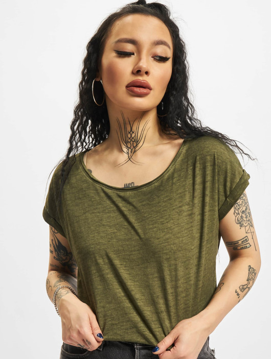 Frauen t-shirts Urban Classics Damen T-Shirt Ladies Long Back Shaped Spray Dye in olive