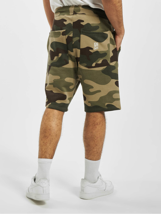 Männer shorts Dangerous DNGRS Herren Shorts Classic in camouflage