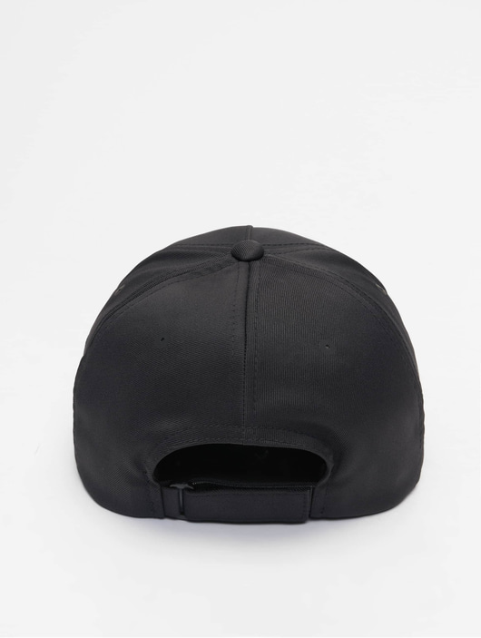 Frauen snapback-caps Flexfit Snapback Cap 110 Pocket in schwarz