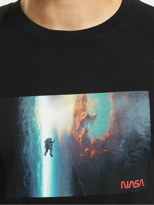 Männer t-shirts-109 Mister Tee Herren T-Shirt Nasa Planet Trip in schwarz