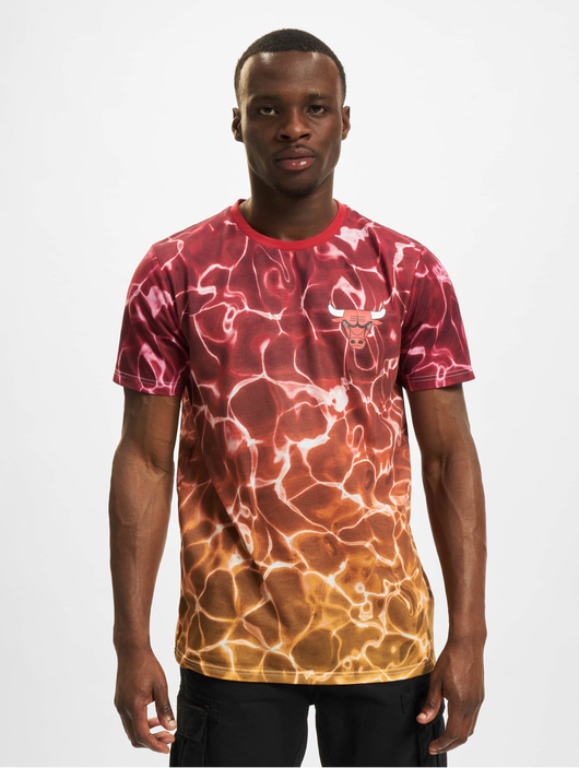 Männer t-shirts New Era Herren T-Shirt New Era NBA Chicago Bulls Team Color Water Print in weiß