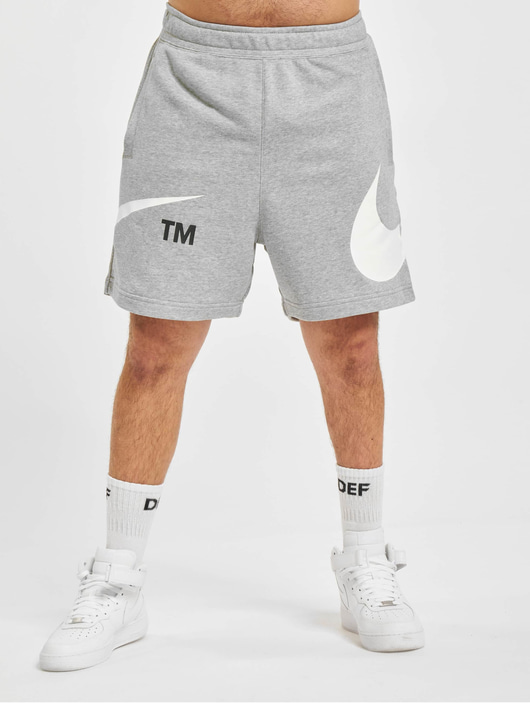 Männer shorts Nike Herren Shorts Swoosh in grau
