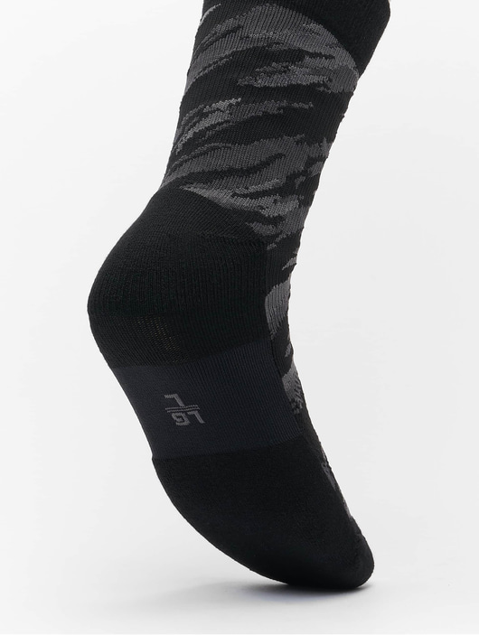Frauen socken Nike Socken Crew Camo in schwarz