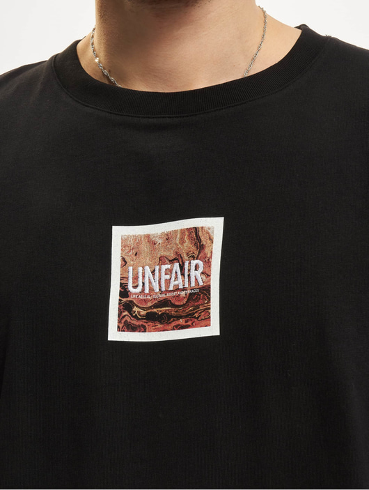 Männer t-shirts UNFAIR ATHLETICS Herren T-Shirt Life As It Is in schwarz