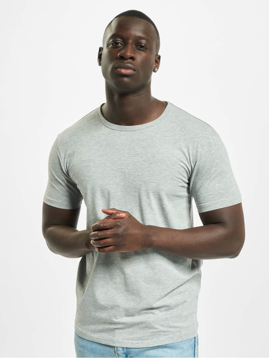 Männer t-shirts Urban Classics Herren T-Shirt Fitted Stretch in grau