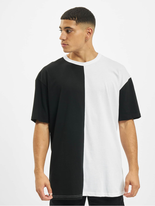 Männer t-shirts Urban Classics Herren T-Shirt Harlequin Oversize in schwarz