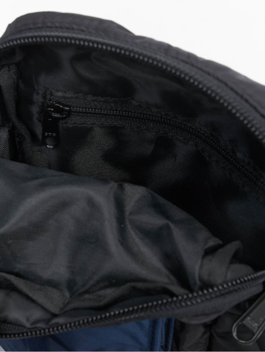 Frauen taschen Urban Classics Tasche Crossbody Pouch in schwarz