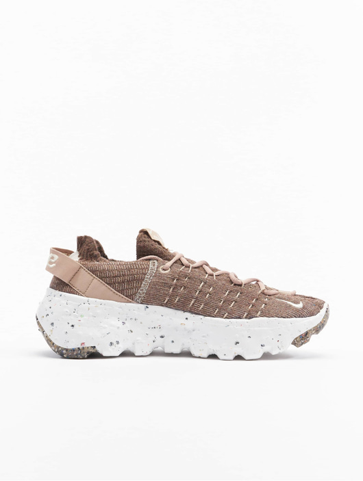 nike space hippie beige