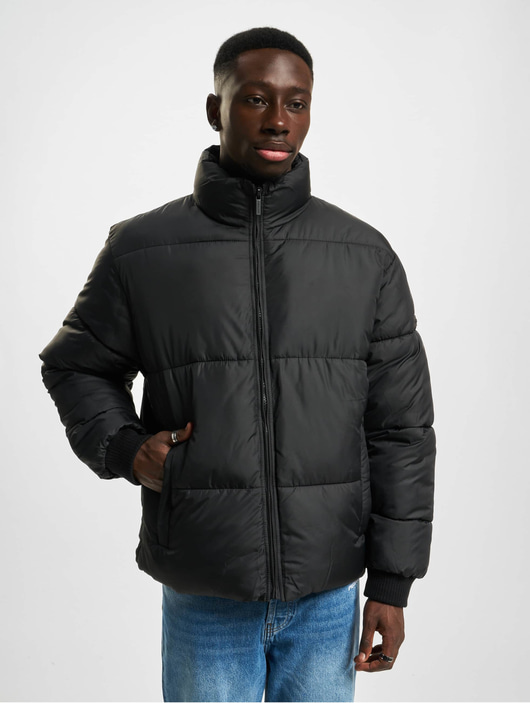 PEGADOR Jacket / Puffer Jacket Peigan in black 940940