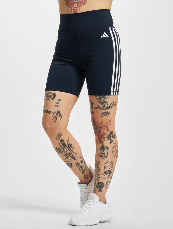accumuleren moeilijk tevreden te krijgen In de naam adidas Originals broek / shorts Training Essentials 3 Stripes High Waisted  in blauw 977725