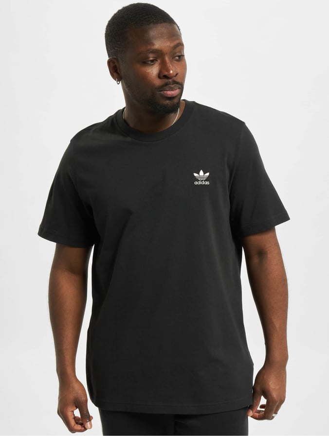 Løs pessimistisk forlade adidas Originals Overdel / T-shirts Essential i sort 801754