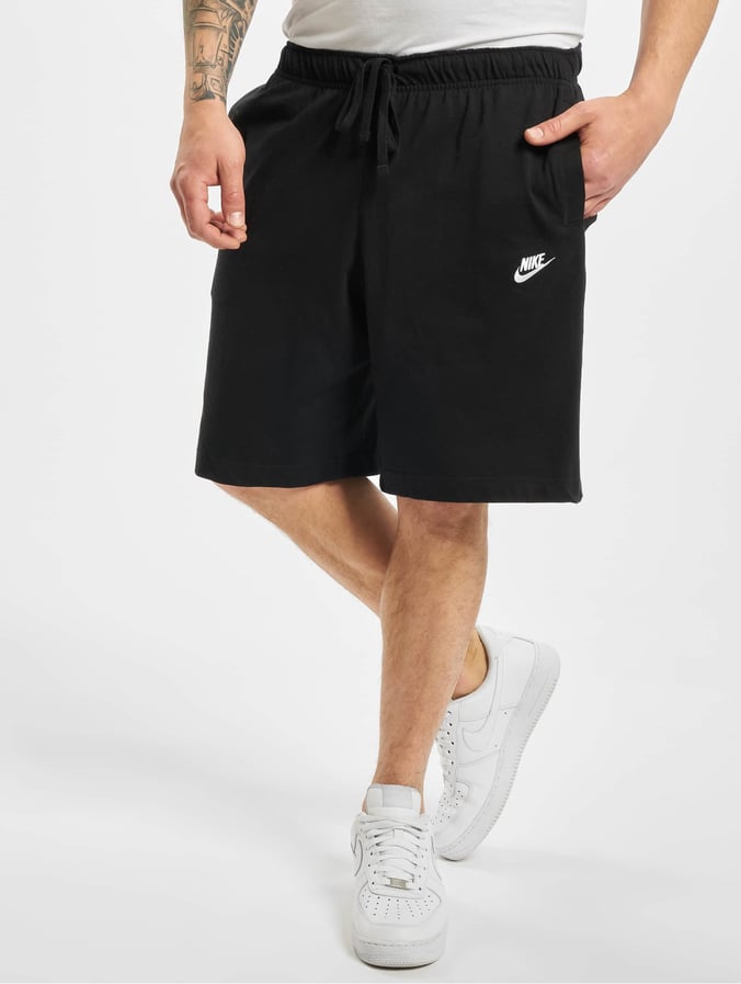 Oneerlijk belasting Immuniteit Nike Herren Shorts Club in schwarz 737877