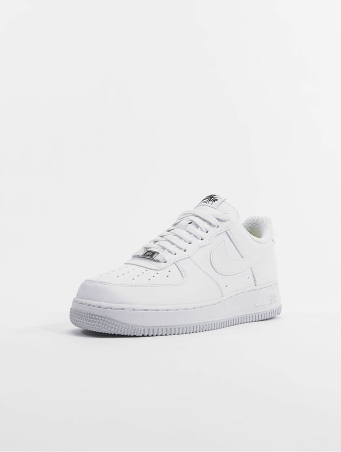 Sollozos mercado perro Nike Shoe / Sneakers Air Force 1 Low in white 890359