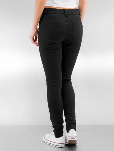 Urban Classics / Straight fit jeans Ladies Cut Knee in zwart