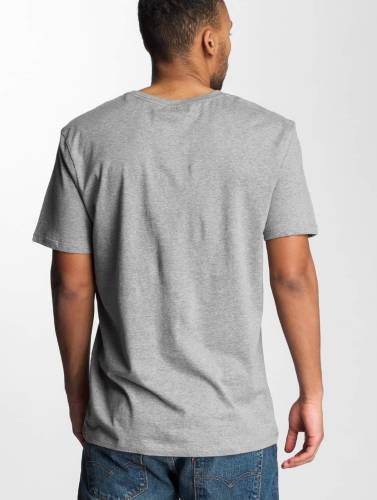 Levi's® / t-shirt V-Neck in grijs