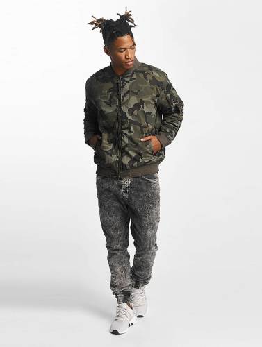 Urban Classics / Bomberjack Vintage Camo Bomber in camouflage