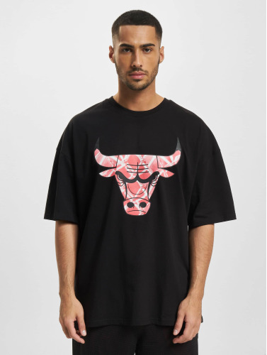 New Era / t-shirt NBA Infill Logo Oversized Chicago Bulls in zwart