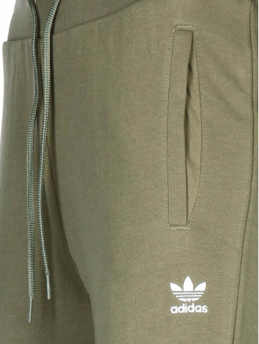 adidas Originals / joggingbroek Trainingshose in groen