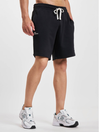 New Balance / shorts Essentials Fleece in zwart