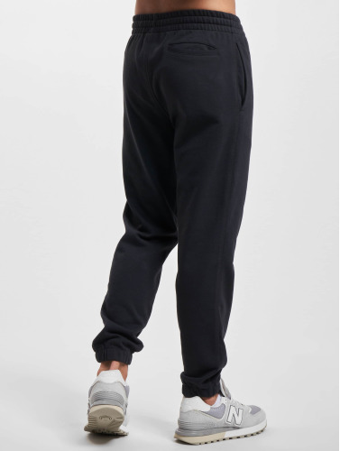 New Balance / joggingbroek Uni-Ssentials French Terry New in zwart