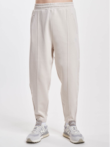 New Balance / joggingbroek Athletics Pearl in grijs