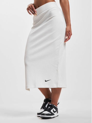 Nike / Rok Ribbed Jersey in wit