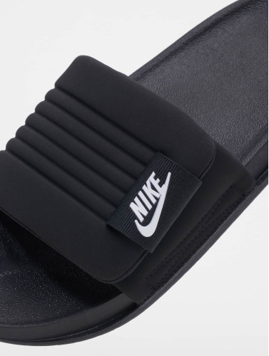 Nike / Slipper/Sandaal Offcourt Adjust in zwart