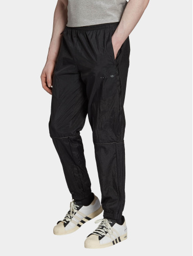 adidas Originals / joggingbroek Mtrlmix in zwart