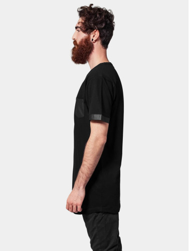 Urban Classics / t-shirt Long shaped Leather Imitation in zwart