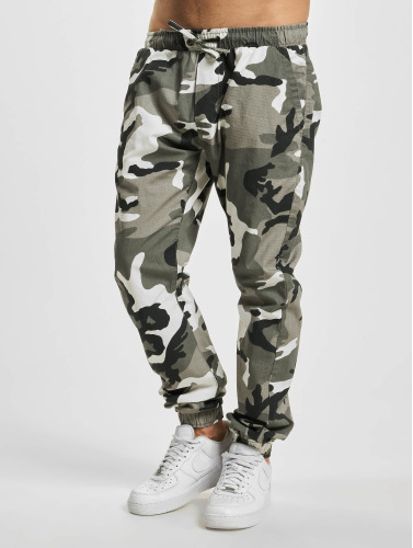 Urban Classics / joggingbroek Camo Ripstop in camouflage