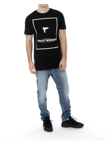 Mister Tee / t-shirt Trust Nobady in zwart