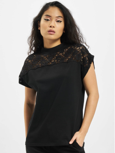Urban Classics / t-shirt Lace Yoke in zwart