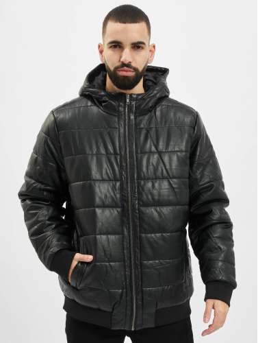 Urban Classics / winterjas Hooded Faux Leather in zwart