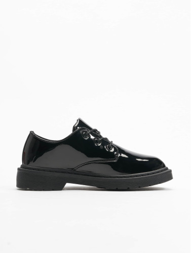 Urban Classics / Boots Low Laced in zwart