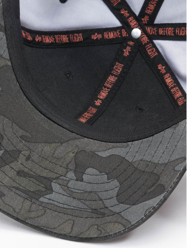 Alpha Industries / snapback cap VLC II in camouflage