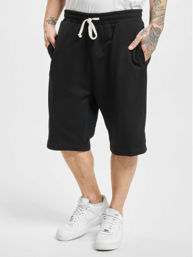 Urban Classics / shorts Low Crotch in zwart