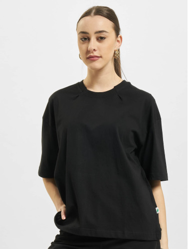 Urban Classics / t-shirt Organic Oversized Pleat in zwart