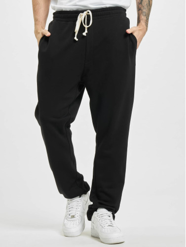 Urban Classics / joggingbroek Organic Low Crotch in zwart