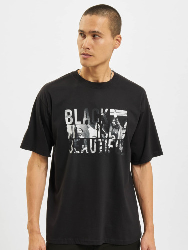 Criminal Damage / t-shirt Black Is Beautiful in zwart
