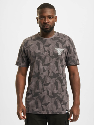 New Era / t-shirt NBA Chicago Bulls Geometric Camo in grijs