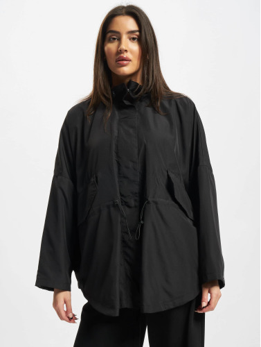 Urban Classics / Zomerjas Ladies Recycled Packable in zwart
