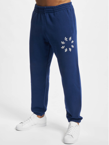 adidas Originals / joggingbroek ST in blauw