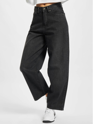 Urban Classics / Straight fit jeans Ladies High Waist Wide Leg Cropped in zwart