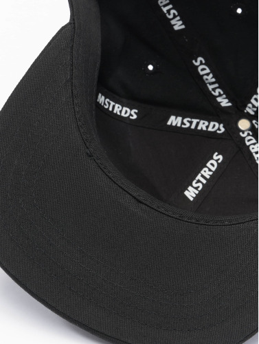 MSTRDS / snapback cap Letter F in zwart