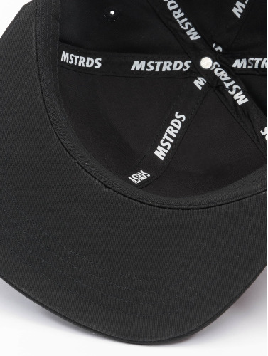 MSTRDS / snapback cap Letter E in zwart
