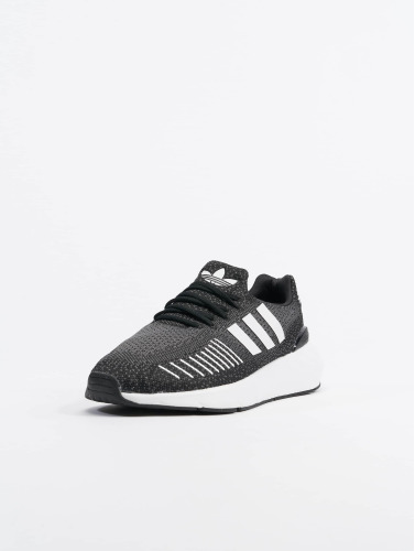 adidas Originals / sneaker Swift Run 22 in zwart