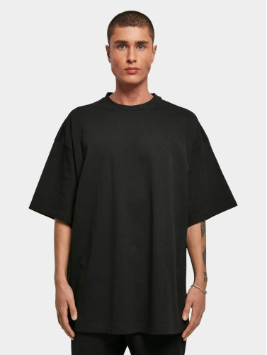Urban Classics / t-shirt Huge in zwart
